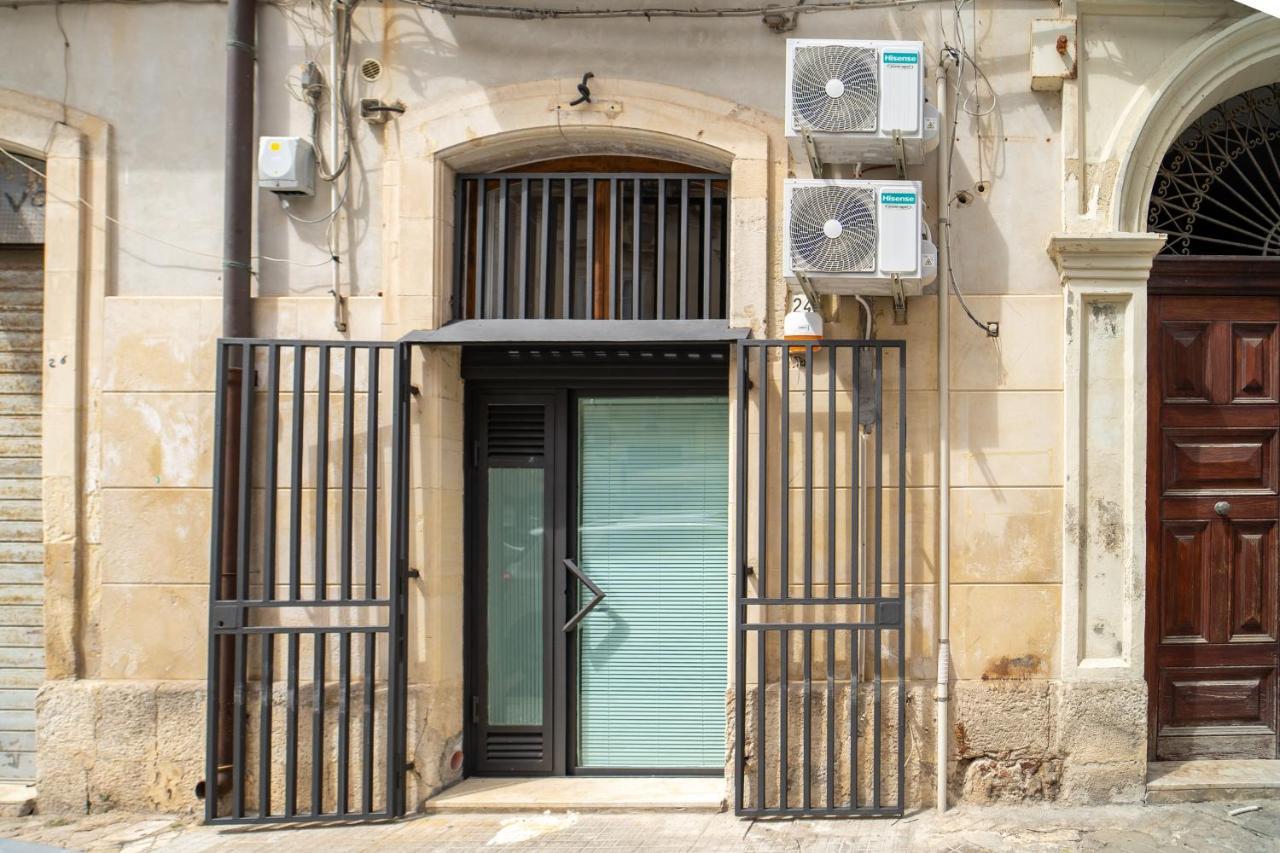 Antico Mercato Di Ortigia Lovely Apartment Syracuse Exterior photo